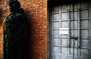 北京宋庄确诊病例是西安返京艺考生，其所在画室近两千人或受影响。