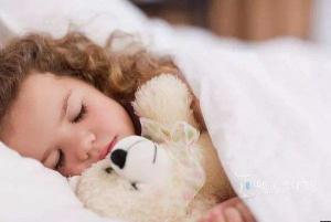孩子睡眠不好影响发育怎么办？